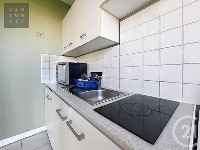 Appartement Studio à vendre - 1 pièce - 25.1 m2 - TROYES - 10 - CHAMPAGNE-ARDENNE - Century 21 Lairé Immobilier