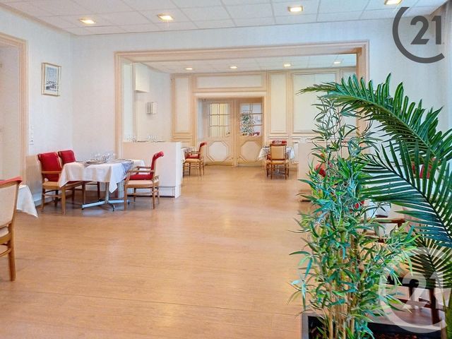 Appartement Studio à vendre - 1 pièce - 37.0 m2 - TROYES - 10 - CHAMPAGNE-ARDENNE - Century 21 Lairé Immobilier