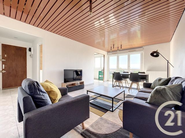 Appartement à louer - 4 pièces - 74.0 m2 - TROYES - 10 - CHAMPAGNE-ARDENNE - Century 21 Lairé Immobilier