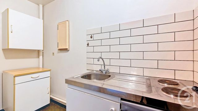 Appartement F1 à vendre - 1 pièce - 27.0 m2 - ST JULIEN LES VILLAS - 10 - CHAMPAGNE-ARDENNE - Century 21 Lairé Immobilier