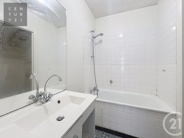 Appartement 3 à vendre - 3 pièces - 65.65 m2 - TROYES - 10 - CHAMPAGNE-ARDENNE - Century 21 Lairé Immobilier