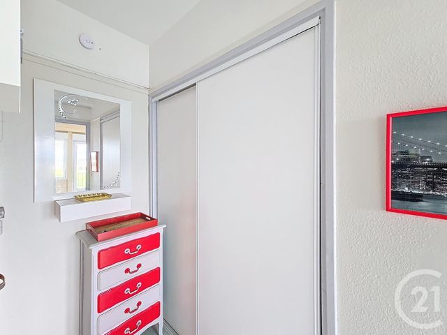 Appartement F1 à vendre - 1 pièce - 27.84 m2 - TROYES - 10 - CHAMPAGNE-ARDENNE - Century 21 Lairé Immobilier