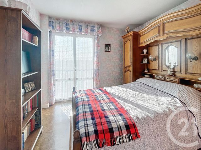 Appartement à vendre - 4 pièces - 74.0 m2 - TROYES - 10 - CHAMPAGNE-ARDENNE - Century 21 Lairé Immobilier