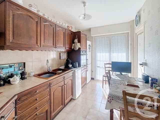 Appartement à vendre - 4 pièces - 74.0 m2 - TROYES - 10 - CHAMPAGNE-ARDENNE - Century 21 Lairé Immobilier