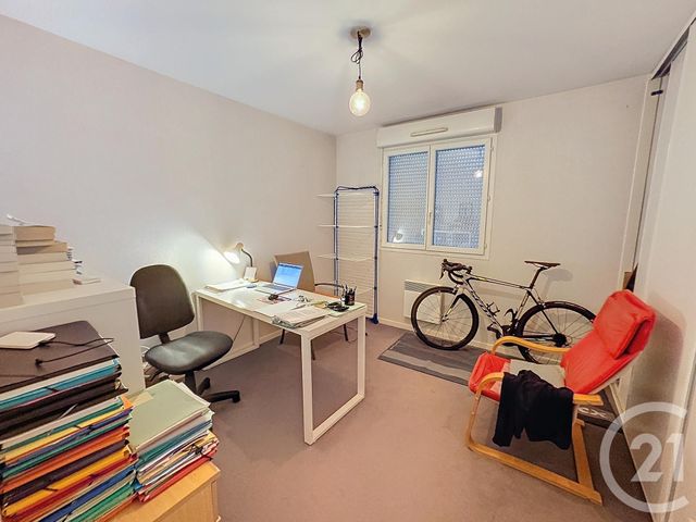 Appartement F3 à vendre - 3 pièces - 63.54 m2 - ST ANDRE LES VERGERS - 10 - CHAMPAGNE-ARDENNE - Century 21 Lairé Immobilier