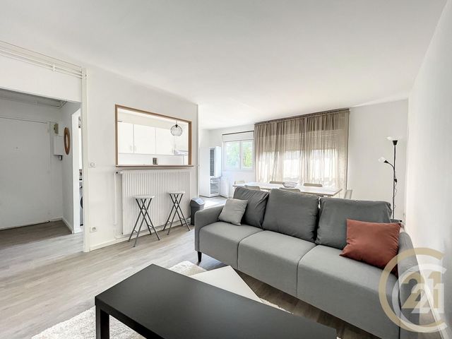 Appartement à louer - 4 pièces - 74.0 m2 - TROYES - 10 - CHAMPAGNE-ARDENNE - Century 21 Lairé Immobilier