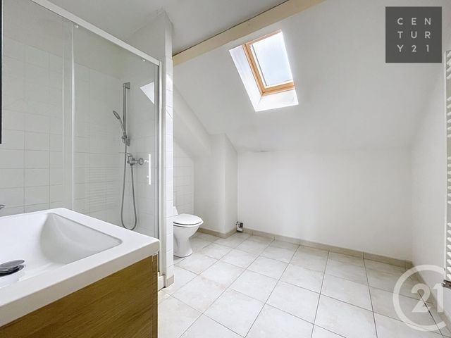 Appartement F4 à vendre - 4 pièces - 95.0 m2 - ST ANDRE LES VERGERS - 10 - CHAMPAGNE-ARDENNE - Century 21 Lairé Immobilier