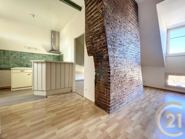 Afficher la photo en grand Appartement T3 à louer - 3 pièces - 52.0 m2 - TROYES - 10 - CHAMPAGNE-ARDENNE - Century 21 Lairé Immobilier