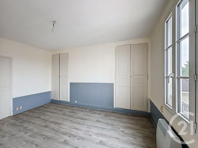 Appartement F2 à louer - 2 pièces - 45.0 m2 - STE SAVINE - 10 - CHAMPAGNE-ARDENNE - Century 21 Lairé Immobilier