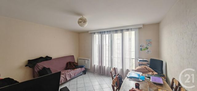 Appartement F3 à vendre - 3 pièces - 59.84 m2 - STE SAVINE - 10 - CHAMPAGNE-ARDENNE - Century 21 Lairé Immobilier