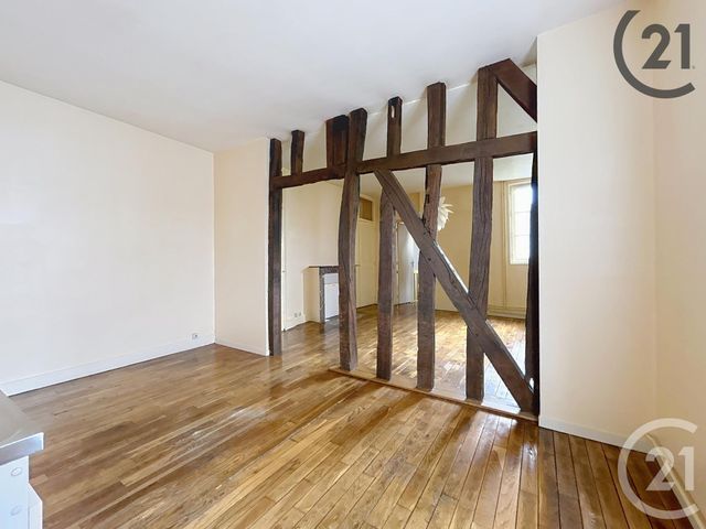 Appartement T4 à vendre - 4 pièces - 74.3 m2 - 10 - CHAMPAGNE-ARDENNE - Century 21 Lairé Immobilier