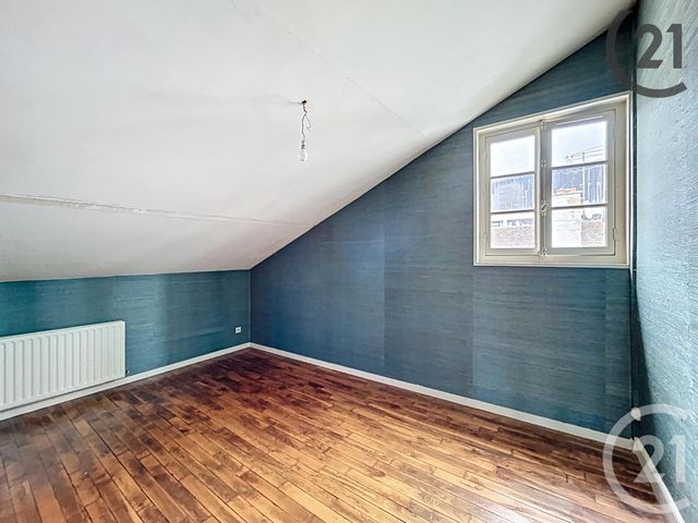 Appartement T4 à vendre - 4 pièces - 74.3 m2 - 10 - CHAMPAGNE-ARDENNE - Century 21 Lairé Immobilier