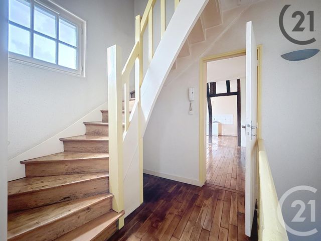 Appartement T4 à vendre - 4 pièces - 74.3 m2 - 10 - CHAMPAGNE-ARDENNE - Century 21 Lairé Immobilier