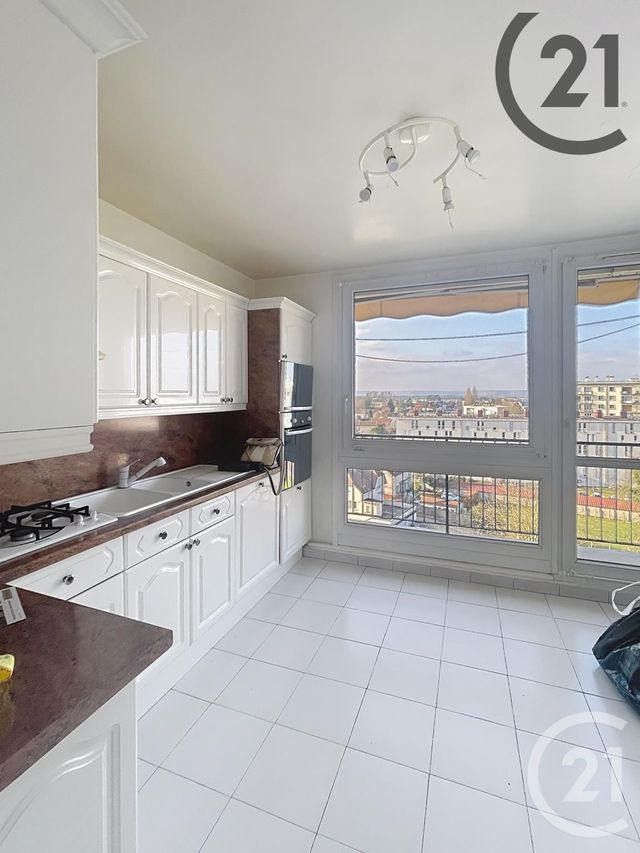 Appartement à vendre - 5 pièces - 100.82 m2 - TROYES - 10 - CHAMPAGNE-ARDENNE - Century 21 Lairé Immobilier