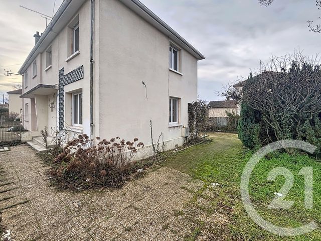 maison à louer - 4 pièces - 72.0 m2 - LES NOES PRES TROYES - 10 - CHAMPAGNE-ARDENNE - Century 21 Lairé Immobilier