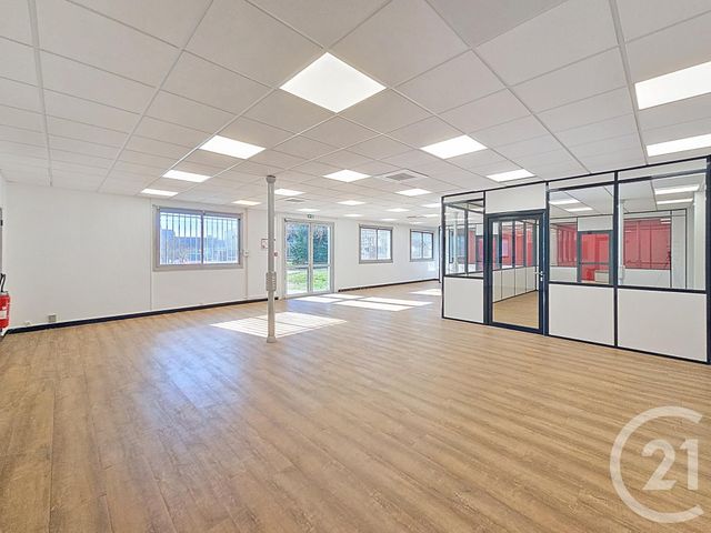 commerce à louer - 172.0 m2 - LA CHAPELLE ST LUC - 10 - CHAMPAGNE-ARDENNE - Century 21 Lairé Immobilier