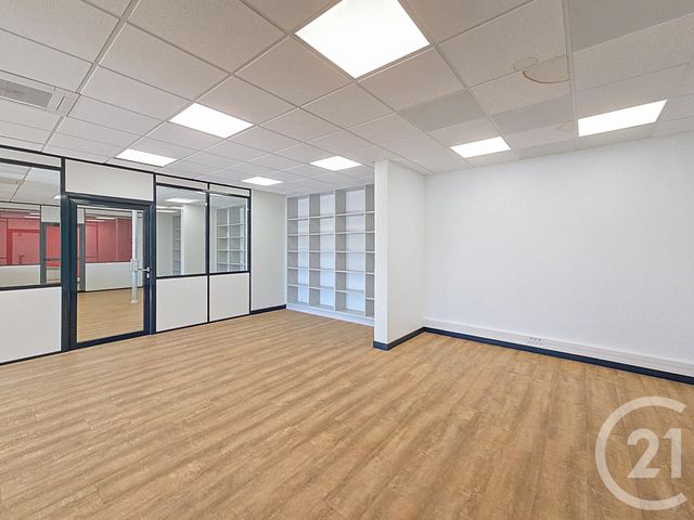 commerce à louer - 172.0 m2 - LA CHAPELLE ST LUC - 10 - CHAMPAGNE-ARDENNE - Century 21 Lairé Immobilier