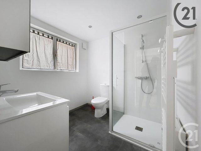 Afficher la photo en grand immeuble à vendre - 187.0 m2 - TROYES - 10 - CHAMPAGNE-ARDENNE - Century 21 Lairé Immobilier