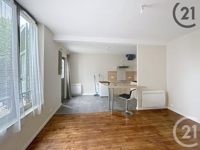 Afficher la photo en grand immeuble à vendre - 187.0 m2 - TROYES - 10 - CHAMPAGNE-ARDENNE - Century 21 Lairé Immobilier
