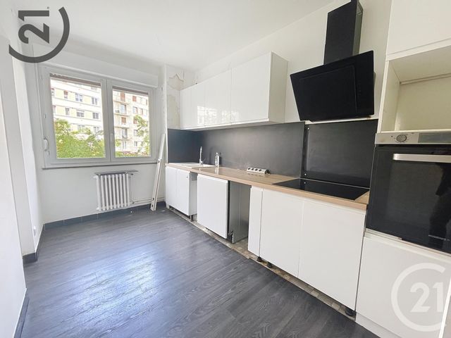 Appartement F5 à vendre - 4 pièces - 94.7 m2 - TROYES - 10 - CHAMPAGNE-ARDENNE - Century 21 Lairé Immobilier