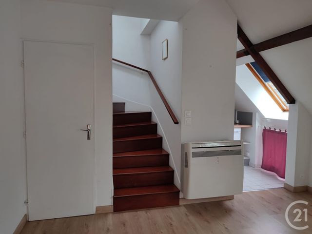 Appartement F2 à louer - 2 pièces - 35.0 m2 - TROYES - 10 - CHAMPAGNE-ARDENNE - Century 21 Lairé Immobilier