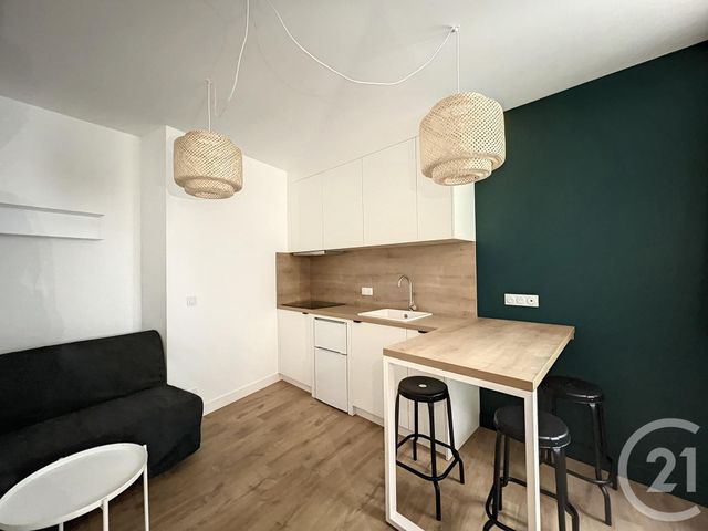 Appartement F1 à louer - 1 pièce - 15.0 m2 - TROYES - 10 - CHAMPAGNE-ARDENNE - Century 21 Lairé Immobilier