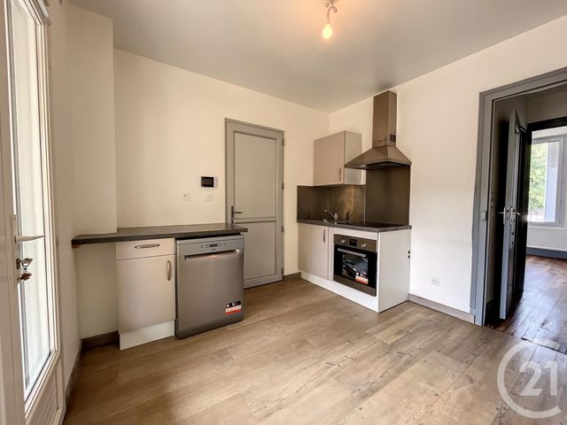 Appartement F3 à louer - 3 pièces - 55.0 m2 - TROYES - 10 - CHAMPAGNE-ARDENNE - Century 21 Lairé Immobilier