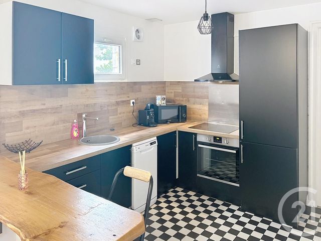 Appartement F2 à louer - 2 pièces - 33.2 m2 - TROYES - 10 - CHAMPAGNE-ARDENNE - Century 21 Lairé Immobilier