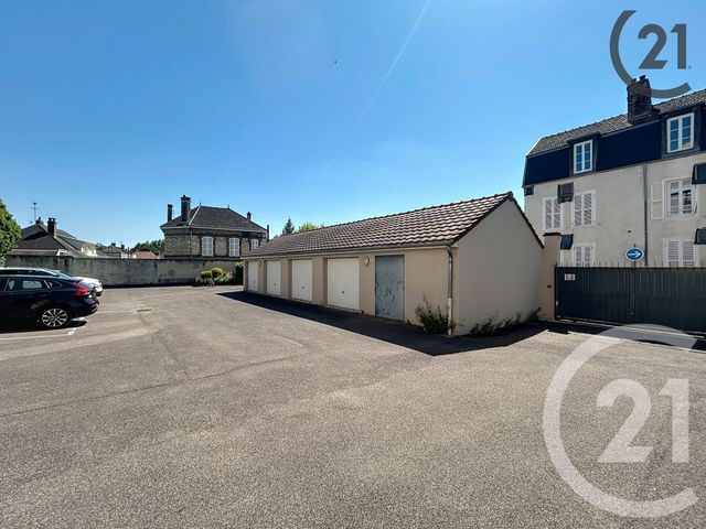 Appartement F4 à vendre - 4 pièces - 118.0 m2 - STE SAVINE - 10 - CHAMPAGNE-ARDENNE - Century 21 Lairé Immobilier