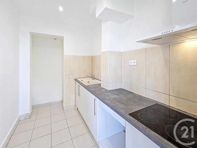 Appartement F2 à louer - 2 pièces - 53.71 m2 - TROYES - 10 - CHAMPAGNE-ARDENNE - Century 21 Lairé Immobilier