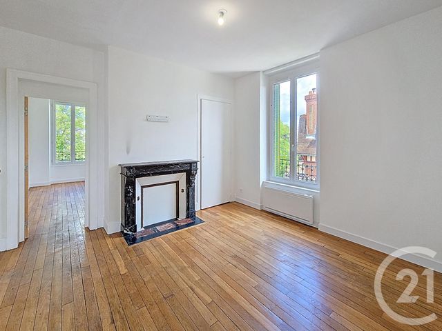 Appartement F2 à louer - 2 pièces - 53.71 m2 - TROYES - 10 - CHAMPAGNE-ARDENNE - Century 21 Lairé Immobilier