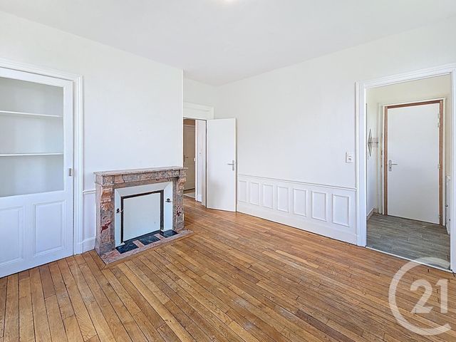 Appartement F2 à louer - 2 pièces - 53.71 m2 - TROYES - 10 - CHAMPAGNE-ARDENNE - Century 21 Lairé Immobilier