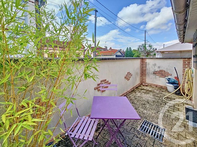 maison à louer - 4 pièces - 82.0 m2 - TROYES - 10 - CHAMPAGNE-ARDENNE - Century 21 Lairé Immobilier