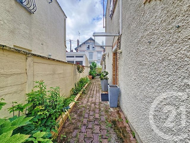 maison à louer - 4 pièces - 82.0 m2 - TROYES - 10 - CHAMPAGNE-ARDENNE - Century 21 Lairé Immobilier