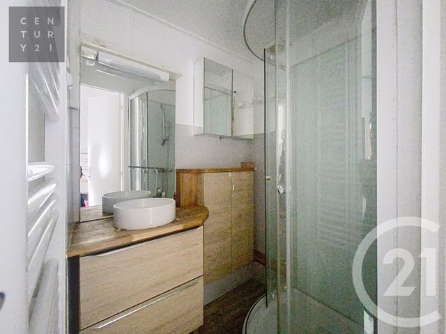 Appartement T4 à louer - 4 pièces - 76.0 m2 - TROYES - 10 - CHAMPAGNE-ARDENNE - Century 21 Lairé Immobilier