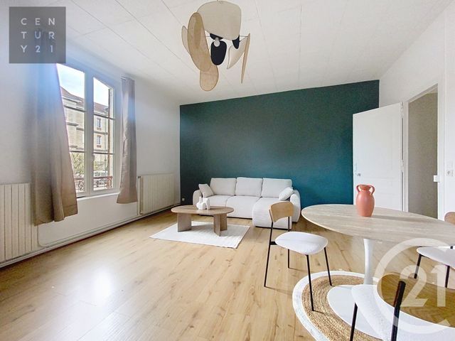 Appartement T4 à louer - 4 pièces - 76.0 m2 - TROYES - 10 - CHAMPAGNE-ARDENNE - Century 21 Lairé Immobilier