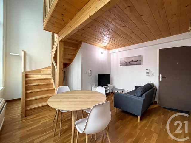 Appartement T2 à louer - 2 pièces - 50.0 m2 - TROYES - 10 - CHAMPAGNE-ARDENNE - Century 21 Lairé Immobilier