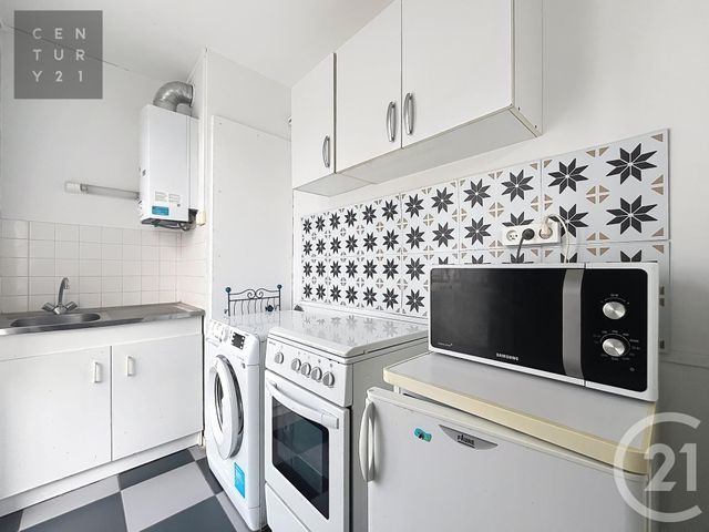 Appartement T1 à vendre - 1 pièce - 29.0 m2 - TROYES - 10 - CHAMPAGNE-ARDENNE - Century 21 Lairé Immobilier