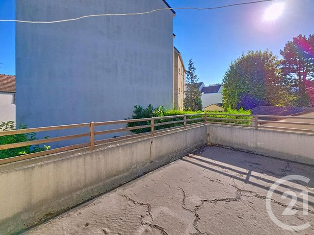 Afficher la photo en grand Appartement à louer - 2 pièces - 53.44 m2 - TROYES - 10 - CHAMPAGNE-ARDENNE - Century 21 Lairé Immobilier
