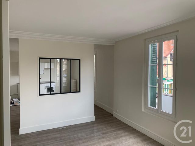 Afficher la photo en grand Appartement F2 à louer - 2 pièces - 56.0 m2 - TROYES - 10 - CHAMPAGNE-ARDENNE - Century 21 Lairé Immobilier