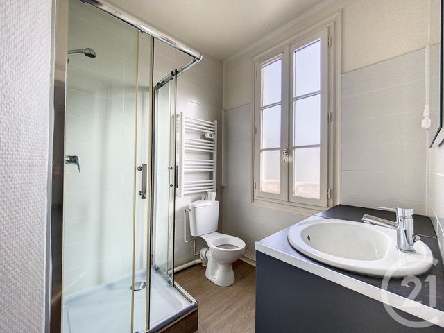 Afficher la photo en grand Appartement à louer - 2 pièces - 48.0 m2 - STE SAVINE - 10 - CHAMPAGNE-ARDENNE - Century 21 Lairé Immobilier