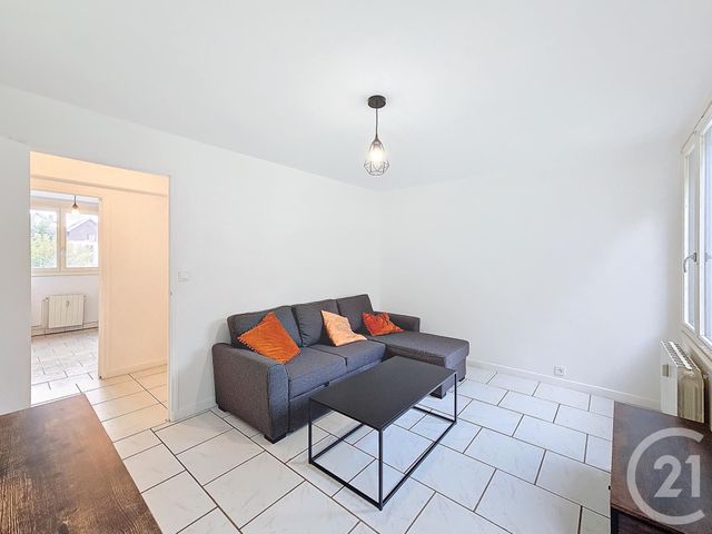 Appartement F3 à louer - 3 pièces - 57.62 m2 - TROYES - 10 - CHAMPAGNE-ARDENNE - Century 21 Lairé Immobilier