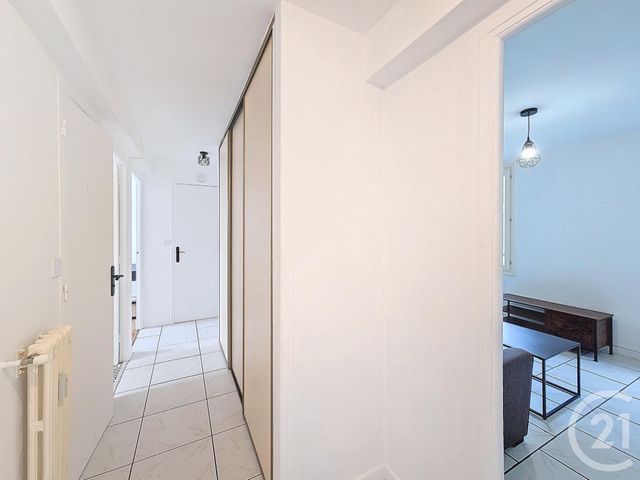 Appartement F3 à louer - 3 pièces - 57.62 m2 - TROYES - 10 - CHAMPAGNE-ARDENNE - Century 21 Lairé Immobilier