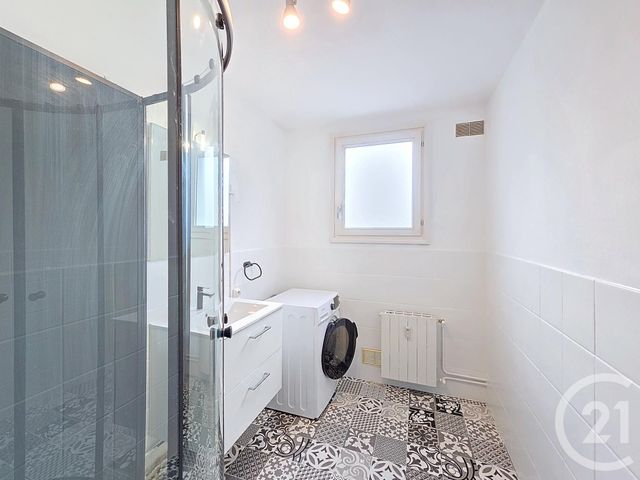 Appartement F3 à louer - 3 pièces - 57.62 m2 - TROYES - 10 - CHAMPAGNE-ARDENNE - Century 21 Lairé Immobilier