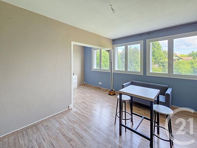 Appartement à louer - 2 pièces - 36.83 m2 - LA CHAPELLE ST LUC - 10 - CHAMPAGNE-ARDENNE - Century 21 Lairé Immobilier