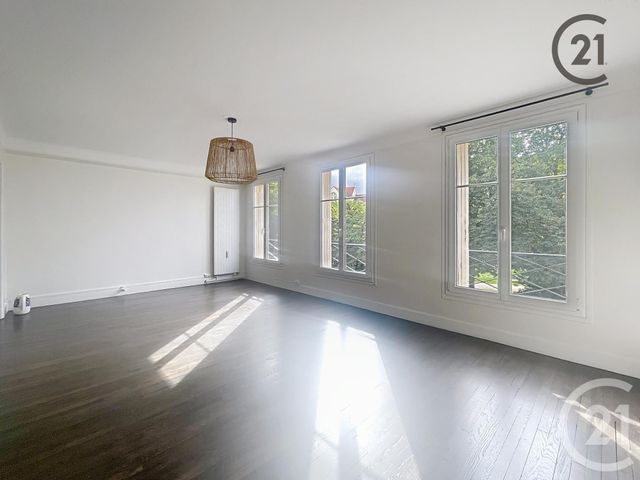 Appartement F5 à vendre - 5 pièces - 111.0 m2 - TROYES - 10 - CHAMPAGNE-ARDENNE - Century 21 Lairé Immobilier