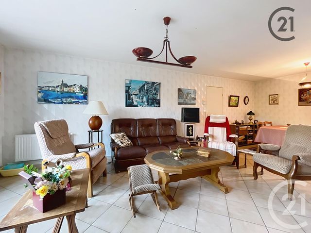 maison à vendre - 5 pièces - 82.12 m2 - LA CHAPELLE ST LUC - 10 - CHAMPAGNE-ARDENNE - Century 21 Lairé Immobilier