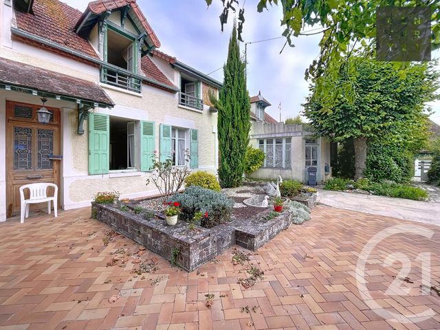 maison à vendre - 7 pièces - 248.0 m2 - PAYNS - 10 - CHAMPAGNE-ARDENNE - Century 21 Lairé Immobilier