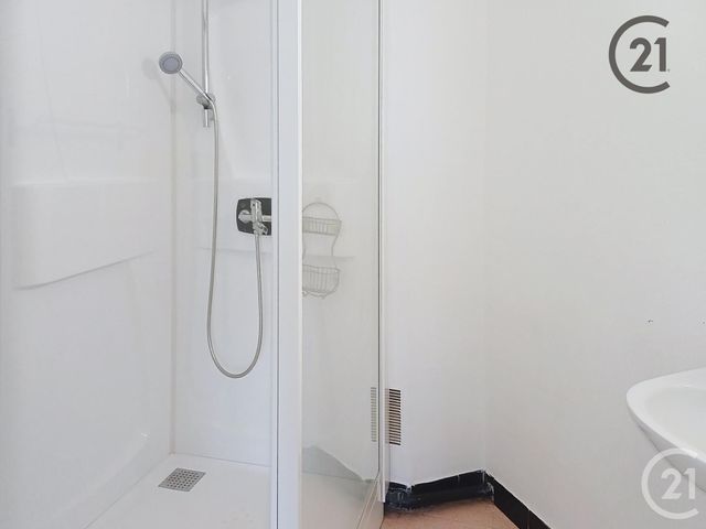 Appartement à vendre - 2 pièces - 60.0 m2 - TROYES - 10 - CHAMPAGNE-ARDENNE - Century 21 Lairé Immobilier