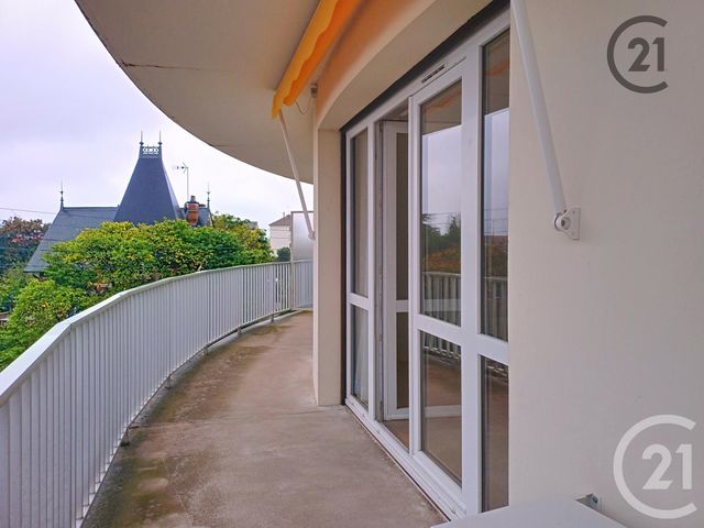 Appartement à vendre - 2 pièces - 60.0 m2 - TROYES - 10 - CHAMPAGNE-ARDENNE - Century 21 Lairé Immobilier